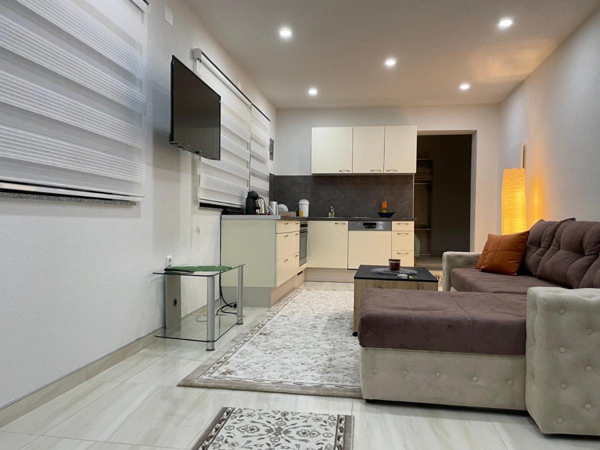 Apartman Cuprija Cazin Exterior foto